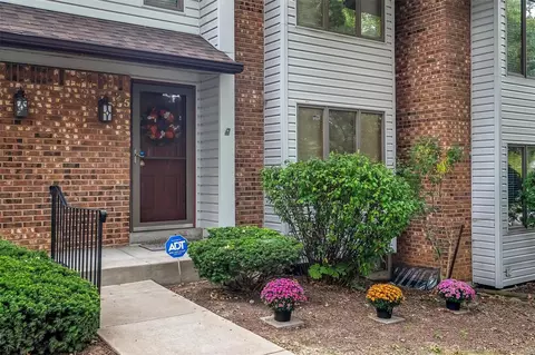 25 Tori Ann Ct, Saint Peters, MO 63376