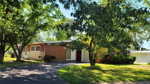 8524 Midwood Ave, Saint Louis, MO 63134