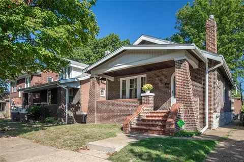 4949 Finkman St, Saint Louis, MO 63109