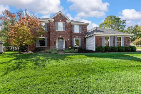 1604 Carman Manor Ct, Manchester, MO 63021 photo 2