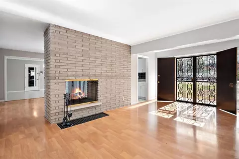 11001 Clayton Rd, Saint Louis, MO 63131 photo 12