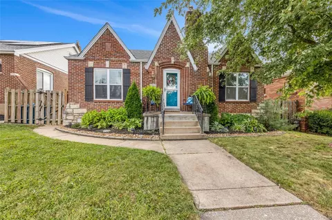 1504 Telegraph Rd, Saint Louis, MO 63125