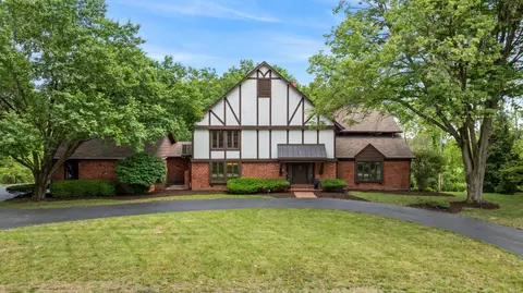 11502 New London Dr, Saint Louis, MO 63141