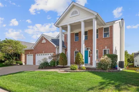 465 Westglen Village Dr, Ballwin, MO 63021