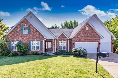 4708 Steepleview Ct, Saint Louis, MO 63128
