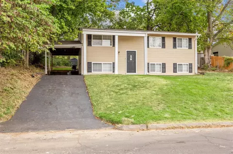 9785 Flora Ave, Saint Louis, MO 63114
