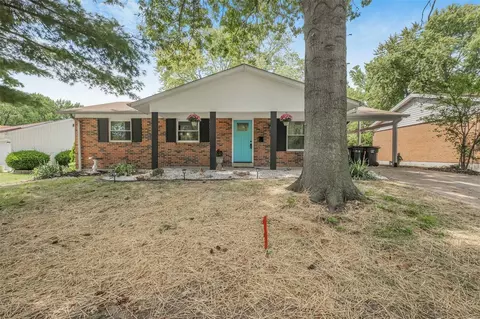 2143 Millvalley Dr, Florissant, MO 63031