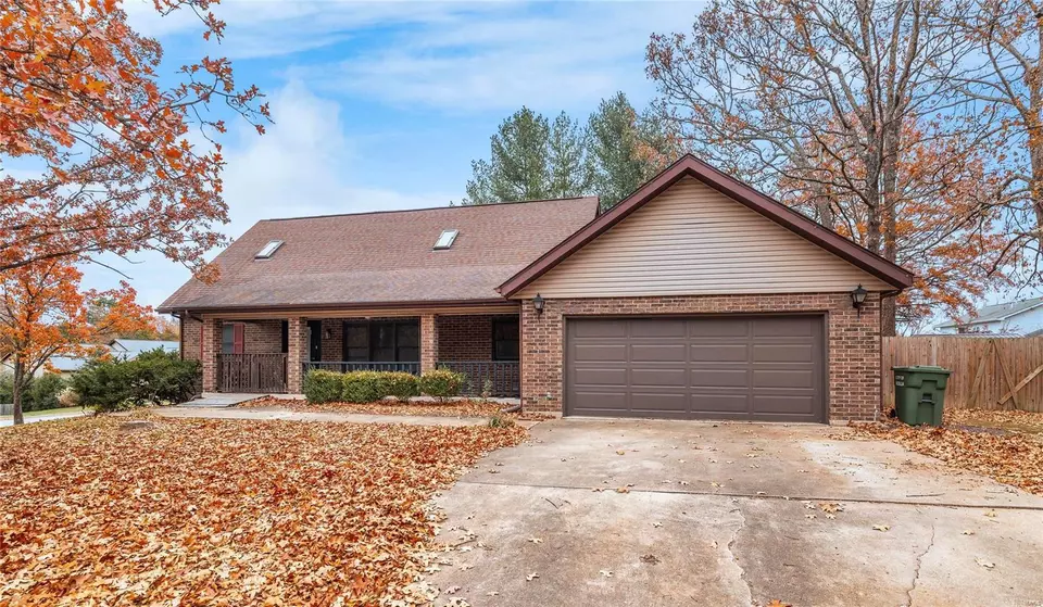 702 Sycamore Dr, Rolla, MO 65401 28 Photos Movoto