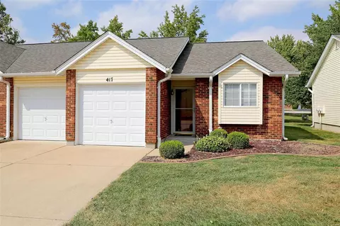 417 Cambridge Pl #B, Saint Peters, MO 63376