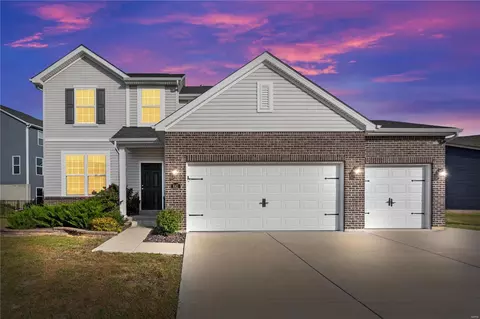 647 Wilmer Meadow Dr, Wentzville, MO 63385