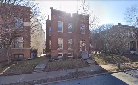 4152 Flad Ave, Saint Louis, MO 63110