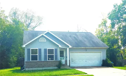 6708 Raymond Ave, Saint Louis, MO 63133