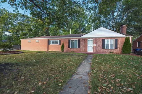 1051 Wilshire Ave, Saint Louis, MO 63130