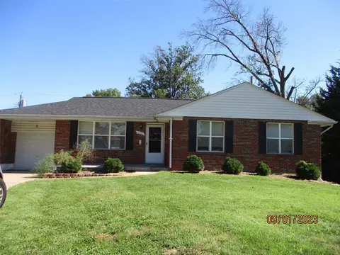 1177 Southworth Ct, Saint Louis, MO 63137