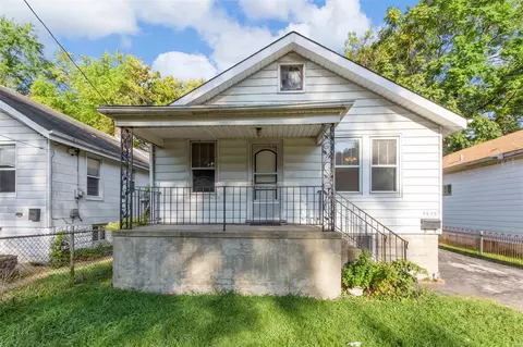 5625 Helen Ave, Saint Louis, MO 63136