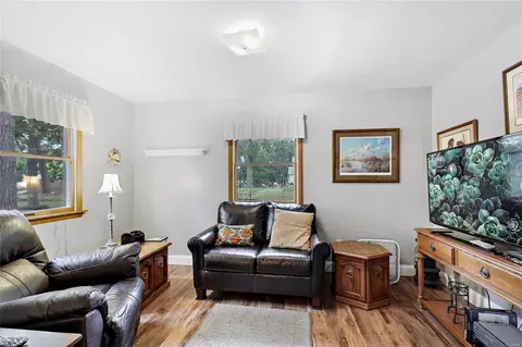 222 Victor Ct, Ballwin, MO 63021 photo 9
