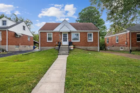 426 N Dade Ave, Saint Louis, MO 63135