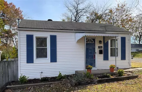 9986 Clyde Ave, Saint Louis, MO 63125