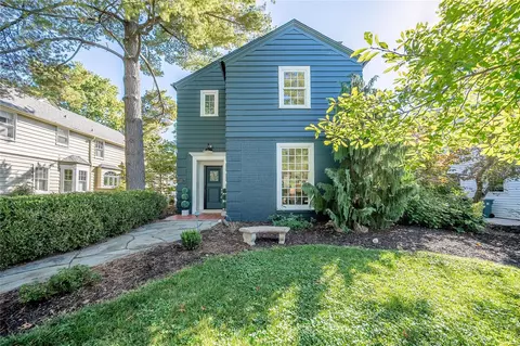 432 Parkwoods Ave, Saint Louis, MO 63122