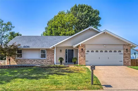 511 Hope Dr, Saint Peters, MO 63376