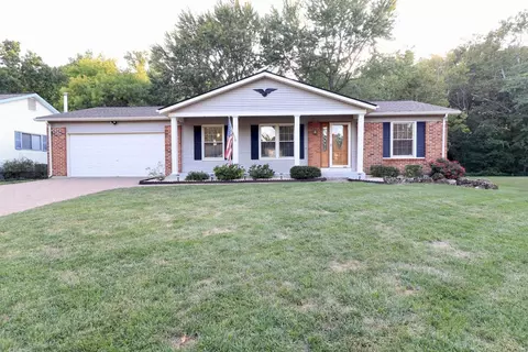 219 Birchwood Dr, Saint Peters, MO 63376