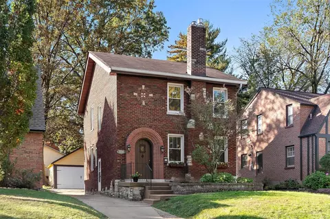 7224 Chamberlain Ave, University City, MO 63130