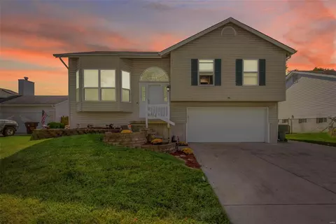 116 Heron Ct, Saint Peters, MO 63376