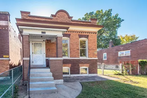 4726 Alaska Ave, Saint Louis, MO 63111