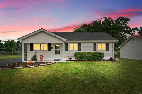 405 Saint Margaret Ln, O'fallon, MO 63366