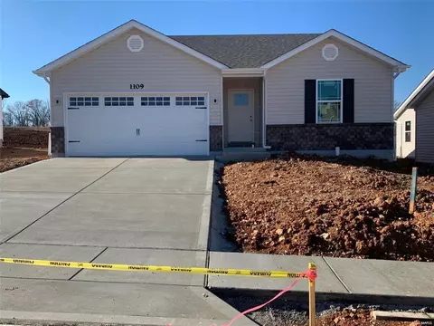 1107 Bronze Dr, Foristell, MO 63348