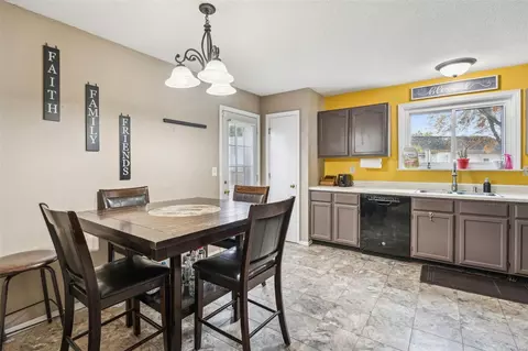 509 Durango Dr, O'fallon, MO 63368 photo 9