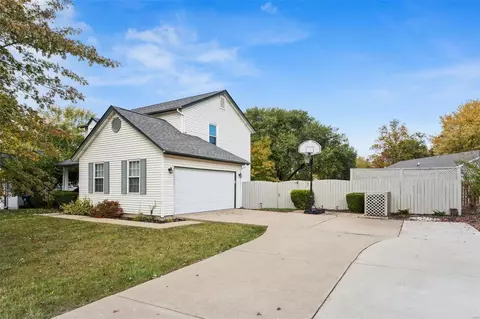 509 Durango Dr, O'fallon, MO 63368 photo 3