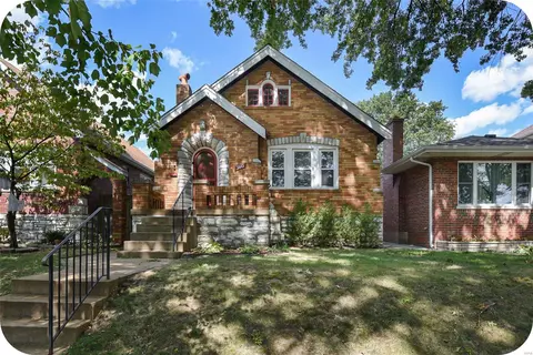 5647 Murdoch Ave, Saint Louis, MO 63109