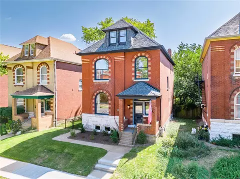 2828 Shenandoah Ave, Saint Louis, MO 63104