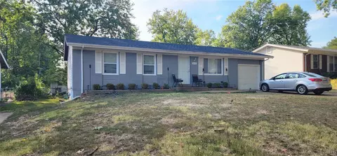 1633 Hudson Rd, Saint Louis, MO 63136