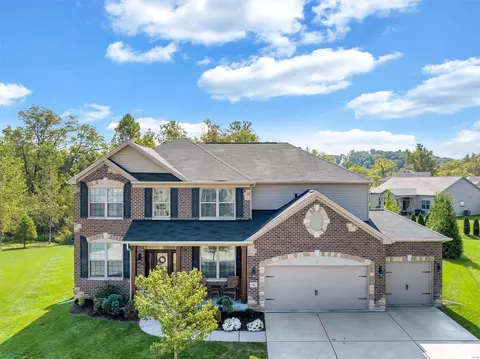 58 Blue Brook Ct, O'fallon, MO 63366 photo 2
