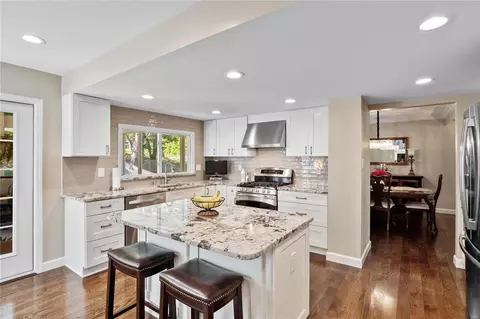 2511 Maple Crossing Dr, Wildwood, MO 63011 photo 9