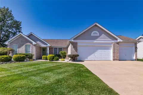 1457 Wilkesboro Dr, Dardenne Prairie, MO 63368