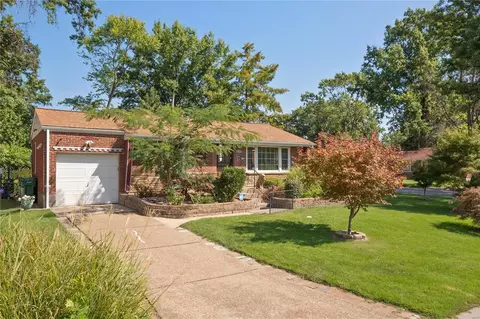 1101 Troy Dr, Saint Louis, MO 63137