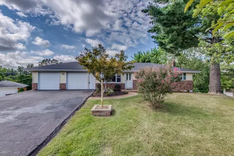 3328 Sage Ct, Saint Louis, MO 63129