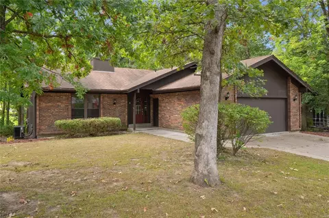 3 Nantua Ct, Lake Saint Louis, MO 63367