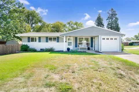 200 Gerald Ave, Florissant, MO 63031