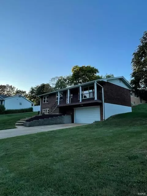 11251 Monte Carlo Dr, Saint Louis, MO 63126 photo 3