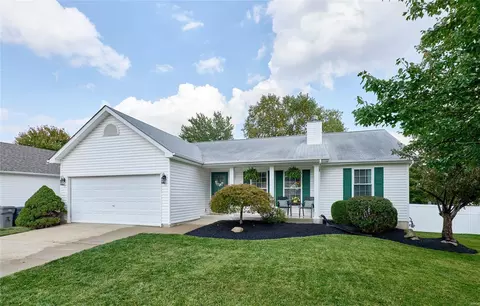 1294 Little Big Horn Dr, O'fallon, MO 63366