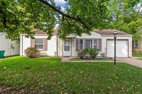 9721 Lorna Ln, Saint Louis, MO 63136