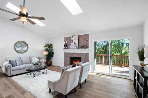 16468 Birch Frst, Wildwood, MO 63011 photo 2