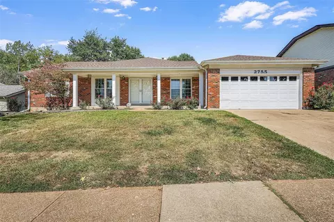 2755 Meramar Dr, Saint Louis, MO 63129