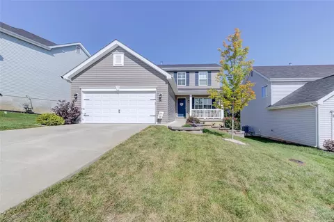 461 Dusty Brook Dr, O'fallon, MO 63366 photo 2