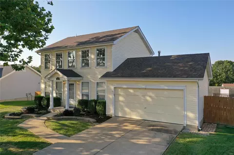 122 Royallsprings Pkwy, O'fallon, MO 63368