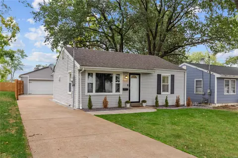 11111 Bernice Ave, Saint Ann, MO 63074